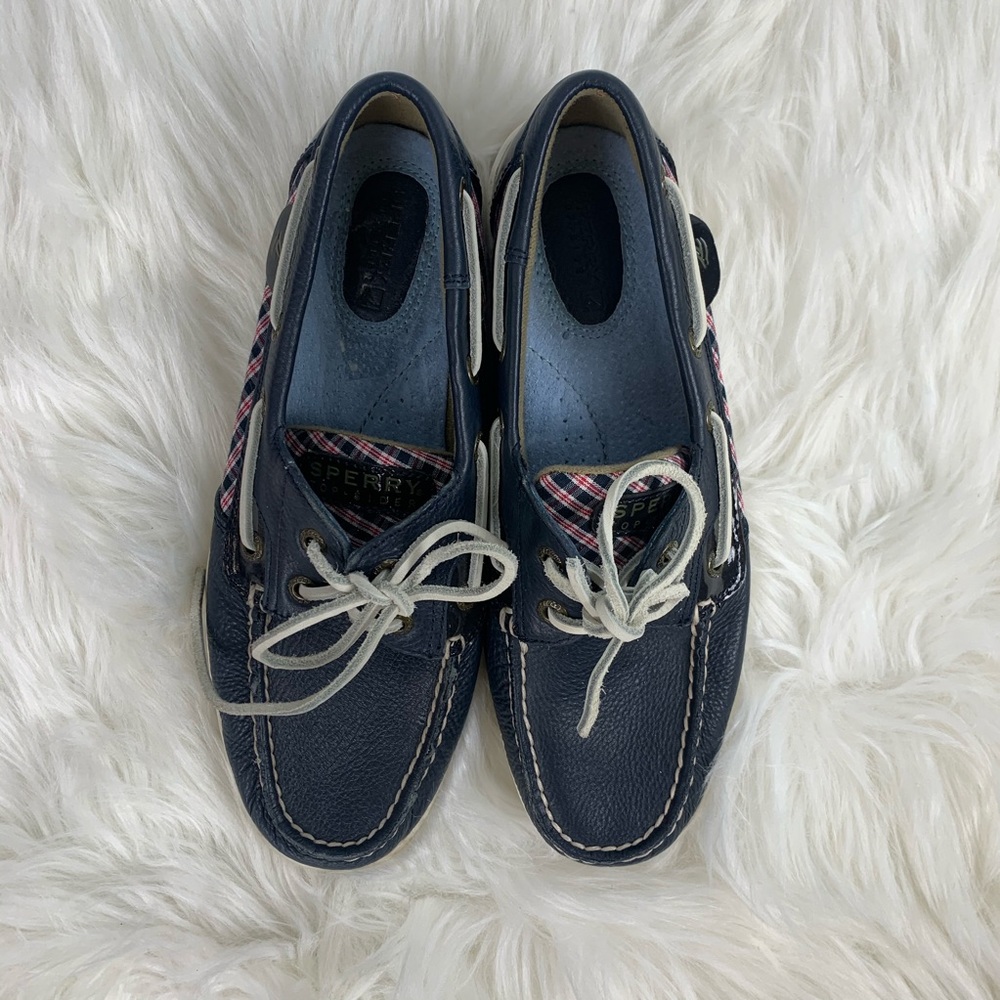 Navy blue sperry boat shoes size 7.5